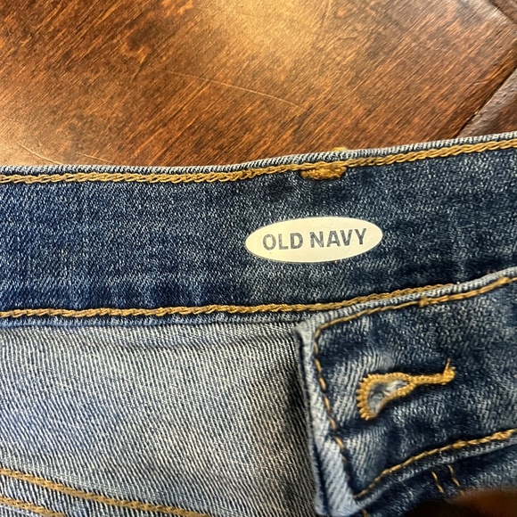Old Navy Blue Jean Shorts | Size 10 - Picture 6 of 7